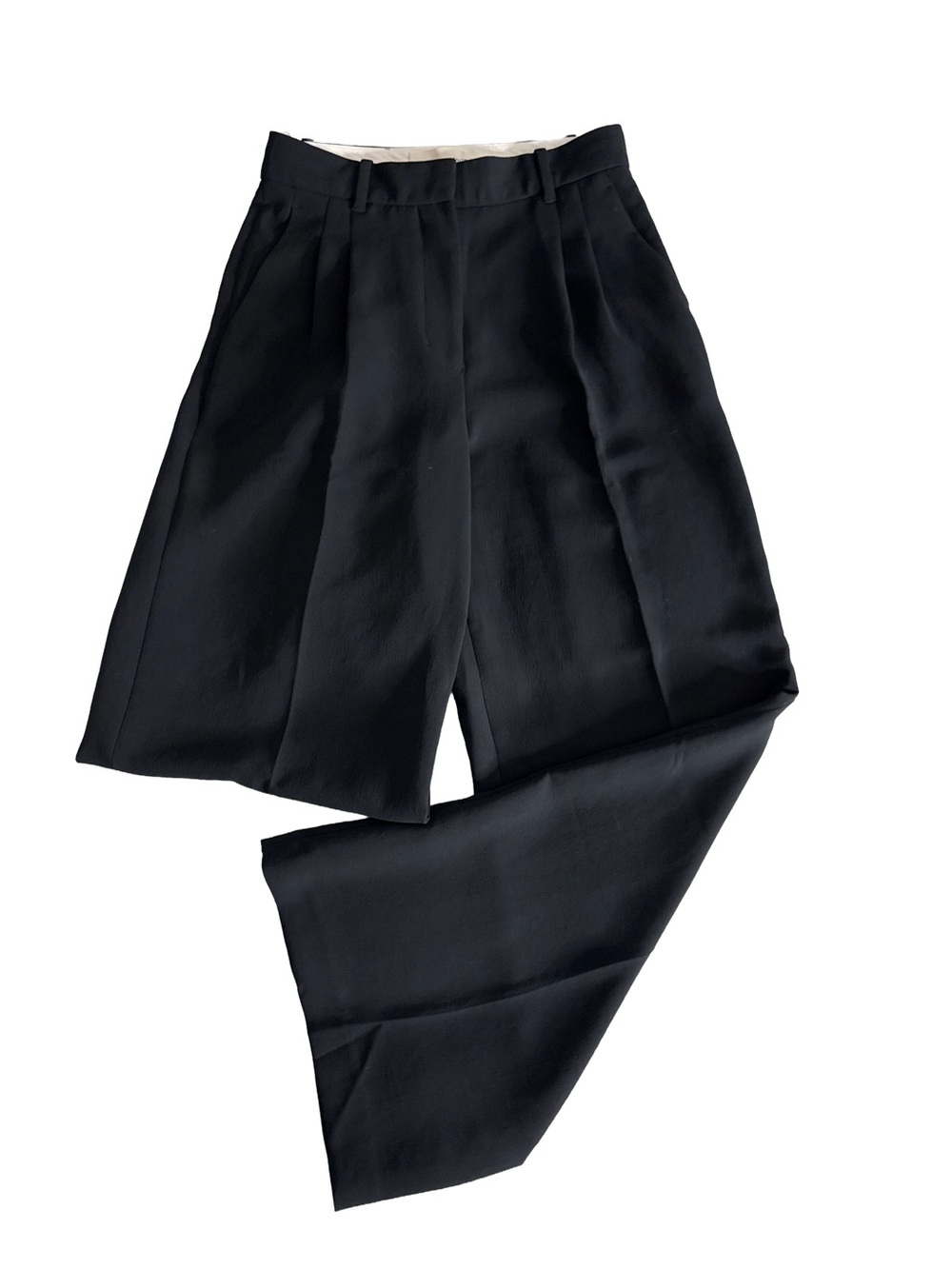 ARITZIA WILFRED The Effortless Wide Leg Pleated Black Trouser Pant Preppy Size 6